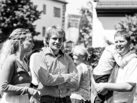 12-06-02-wedding-laurarobin-70